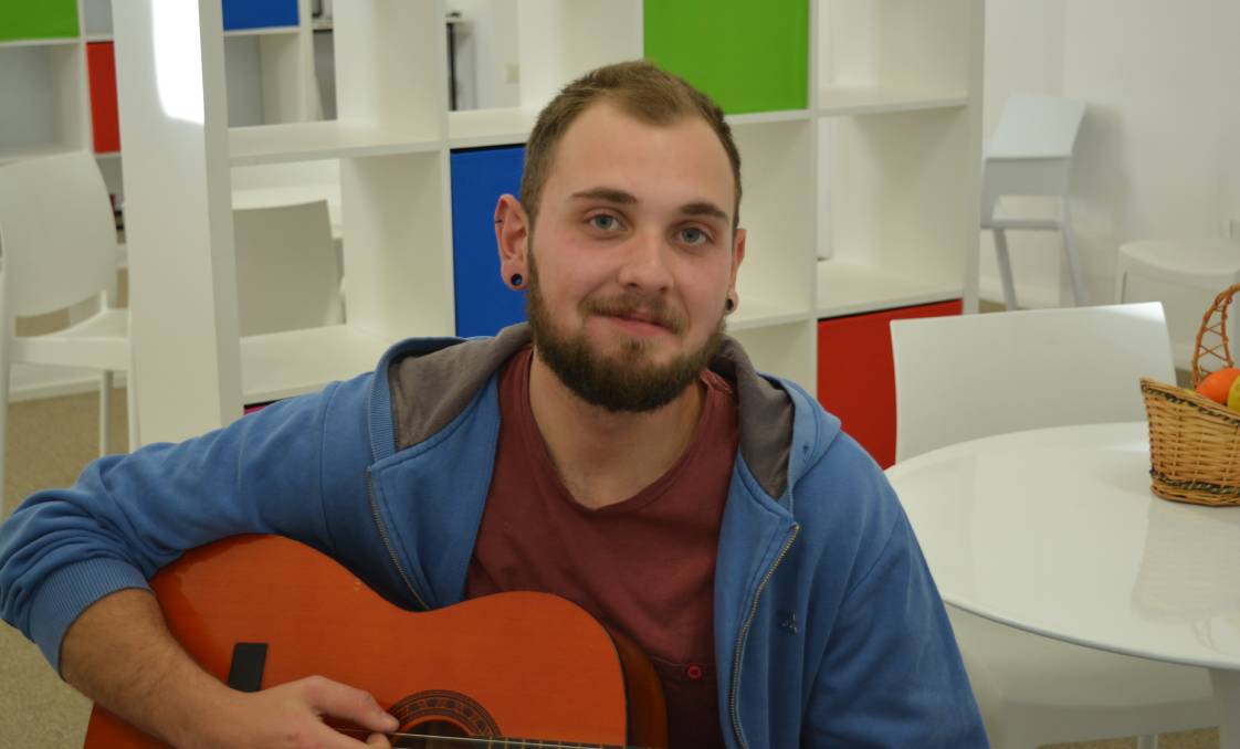 Young man uses skills learnt in First Aid & Safety Training Course to provide valuable First Aid assistance in an emergency.